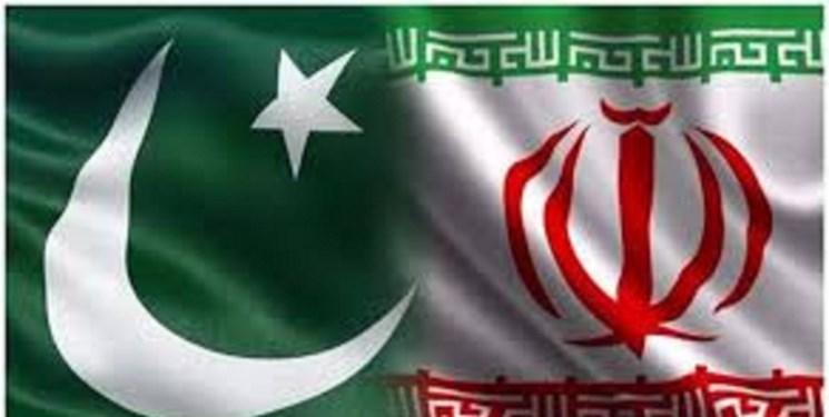 دیدار وزیر تولیدات دفاعی پاکستان با سفیر ایران؛ تقویت روابط محور رایزنی